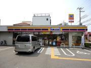 ミニストップ尼崎東難波4丁目店：207m