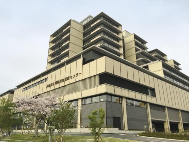兵庫県立尼崎総合医療センター：1528m
