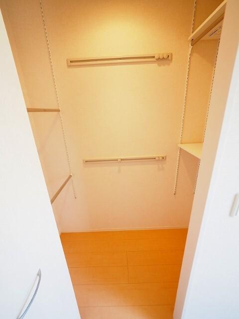 ヴィラ・デュオ　A棟（102） 収納