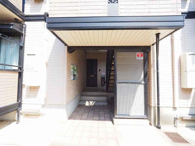ローズヒップガーデン　Ｂ棟（102） エントランス