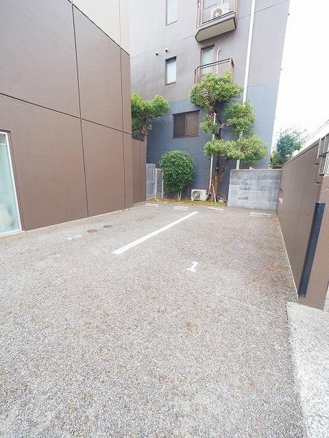 グランドシティ西宮Ⅰ（405） 駐車場