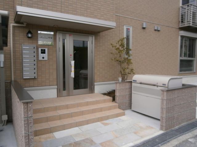 Brama甲東（203） エントランス