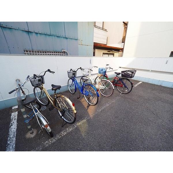 オーエスタマンション（503） 駐車場