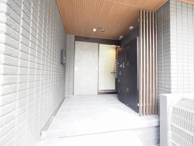 Bonheur eternel（202） エントランス