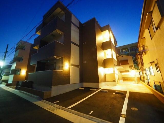 フジパレス南塚口ノース（303） 駐車場