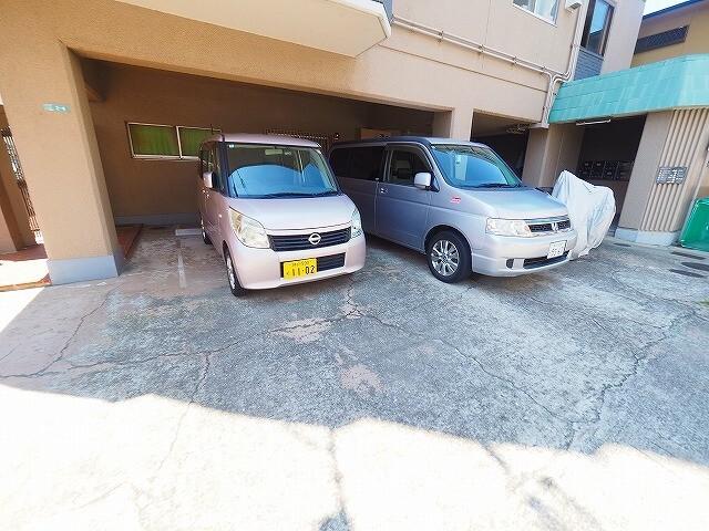 甲子園グリーンハイツ（203） 駐車場