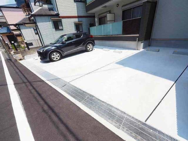 Ｆ　ａｓｅｃｉａ　Ｓｏｍｎｕｓ（106） 駐車場
