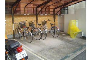 ビオラ並木台（303） 駐車場