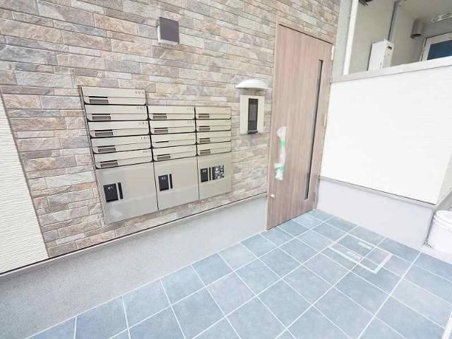 フジパレス神田南通Ⅱ番館（102） エントランス