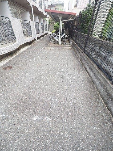 ソフィアⅡ（303） 駐車場