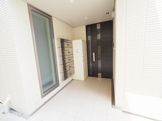 ヘーベルメゾン小松北町（１−１０）（302） ロビー