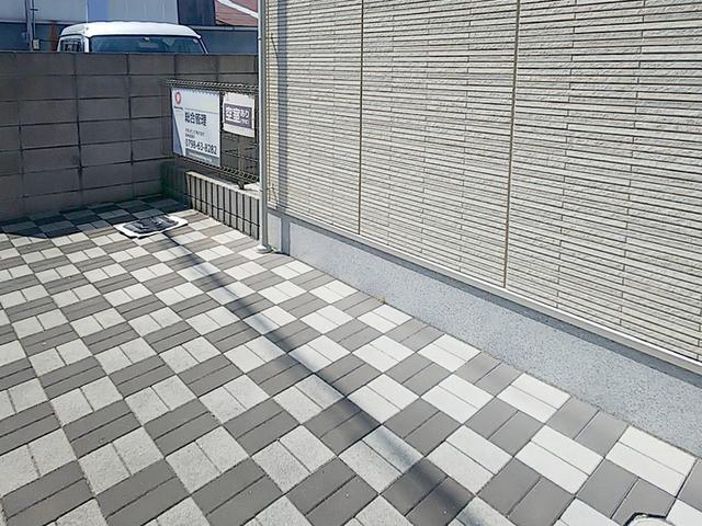 ドエル　ファースト（203） 駐車場