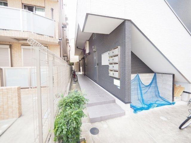 maison noire 物件画像