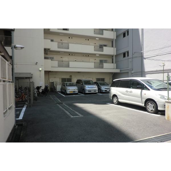 エスポアール福島 駐車場