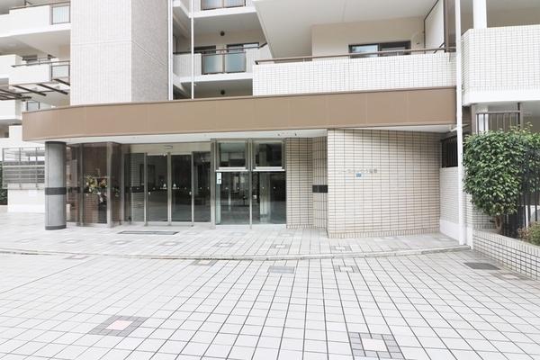 ラ・ビスタ宝塚ノースハイツー番館 エントランス