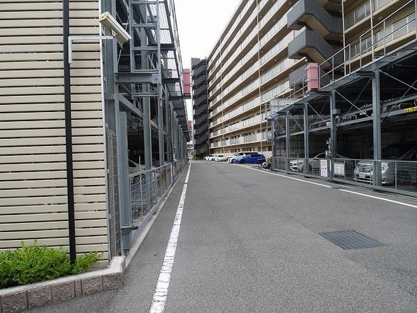 アークレジデンス尼崎立花（10階） 駐車場
