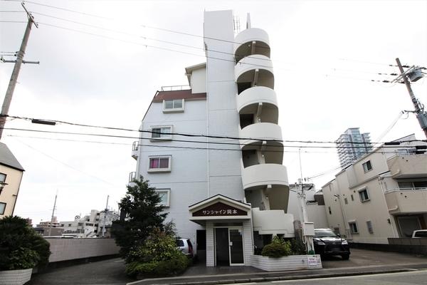 サンシャイン岡本 外観