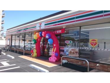 セブンイレブン宇都宮滝の原店：1009m