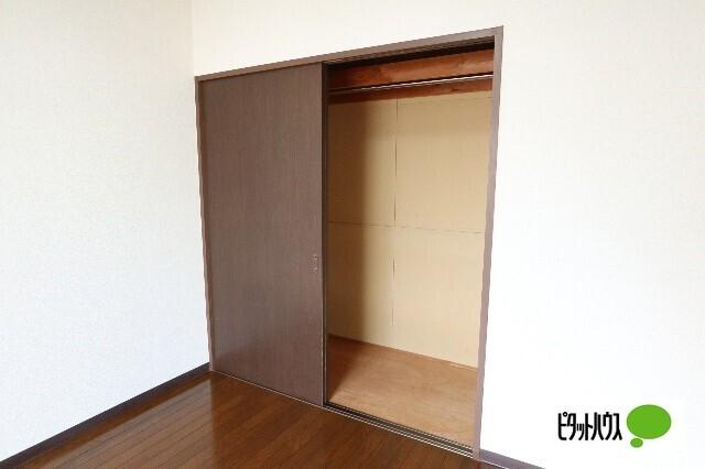 プルニエハイツ（203） 収納