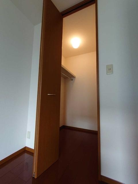 イシジン　Ａ（102） 部屋画像