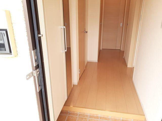 アスカ　Ｆ（105） 玄関