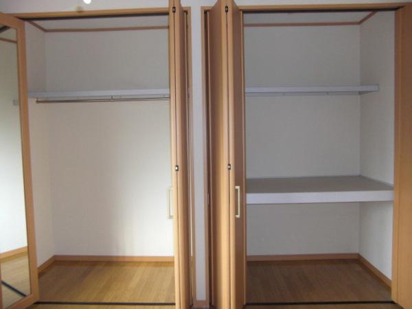 レジデンス松峰（305） 収納