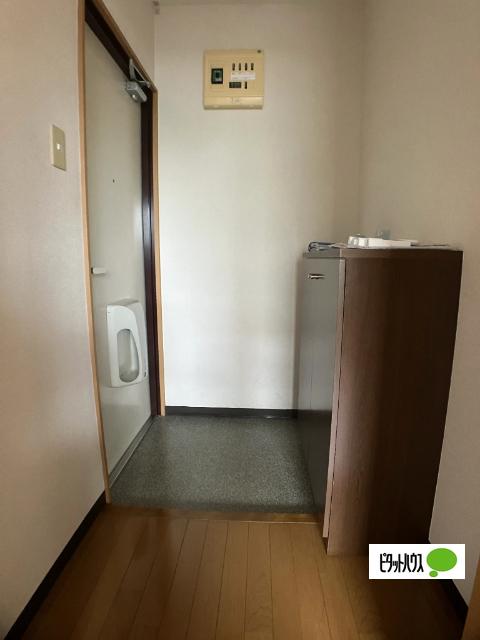 菊野屋弐番館（201） 玄関