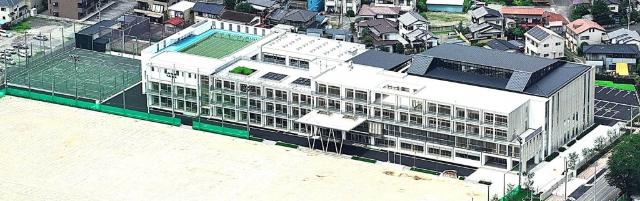 宇都宮市立一条中学校：448m