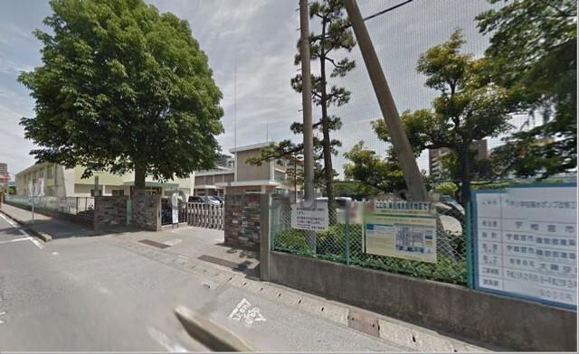 宇都宮市立今泉小学校：718m