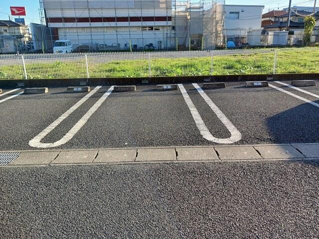 エクセラン（202） 駐車場