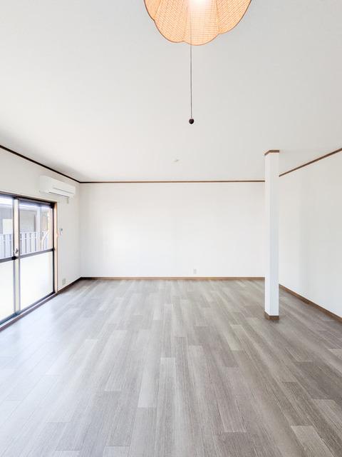 ホワイトテラス戸祭　EAST/WEST（EAST） 部屋画像