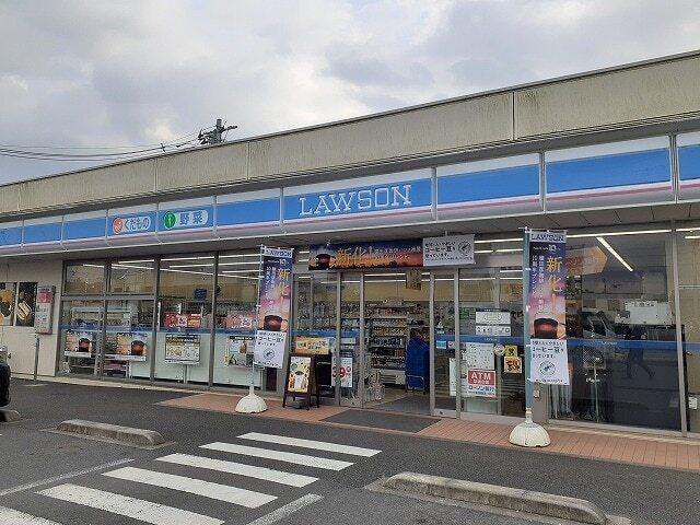 セブンイレブン駒生運動公園前店：290m