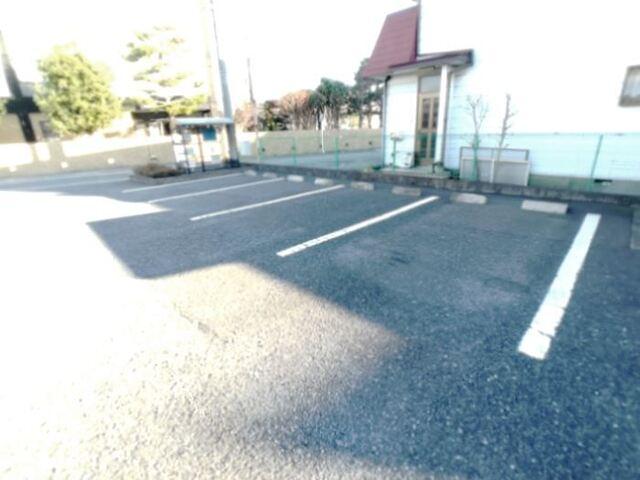 モナリエ御幸本町（103） 駐車場