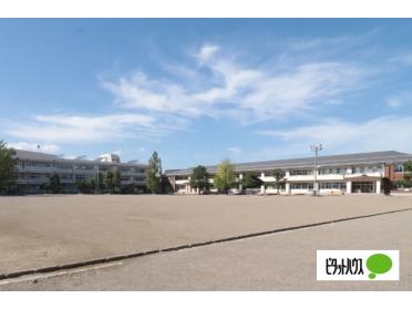 大崎市立古川第一小学校：989m