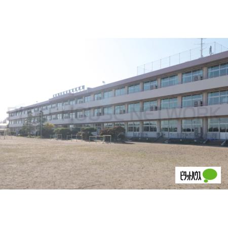 大崎市立古川第三小学校：1346m