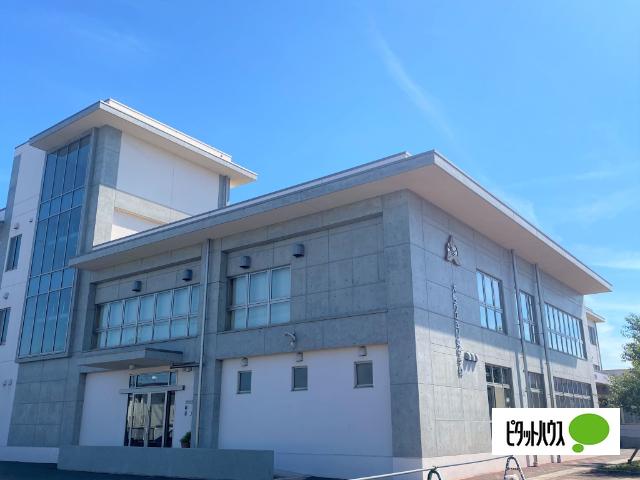 大崎市立古川東中学校：292m