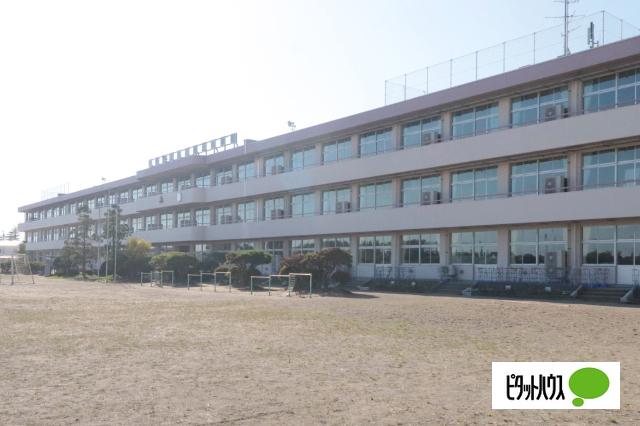 大崎市立古川第三小学校：643m