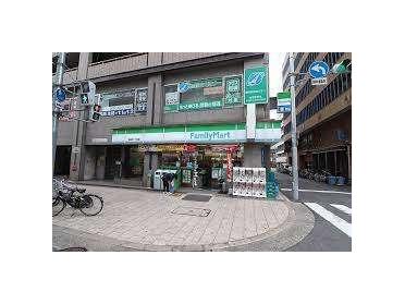 ファミリーマート瓦屋町二丁目店：199m