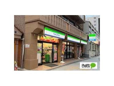 ファミリーマート小浦桜川一丁目店：125m