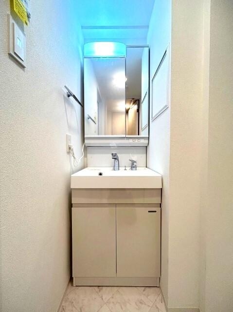 セレーノ南森町 洗面