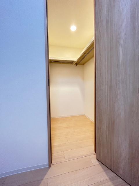 セレーノ南森町 収納
