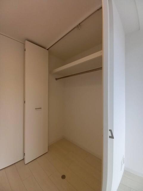 エスリード福島シティグランツ 収納