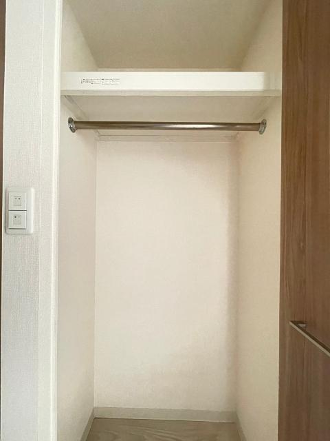 プレサンス大阪福島レシェンテ 収納