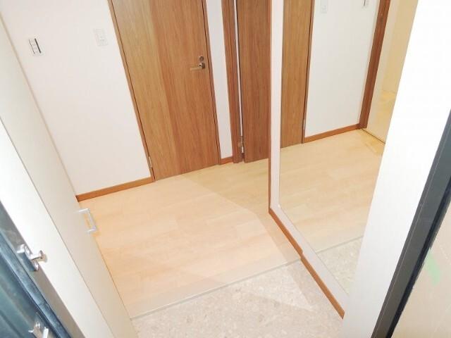 レオンコンフォート大手通 玄関