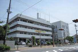 大阪府吹田警察署：948m