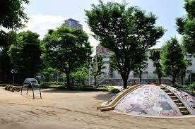 中津公園：567m
