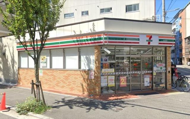 セブンイレブン大阪南堀江4丁目西店：287m
