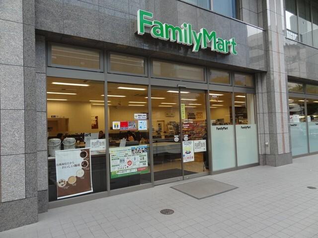 ファミリーマート西宮原一丁目店：82m