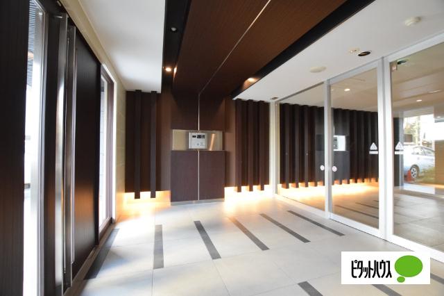 スワンズシティ梅田ウエスト ロビー