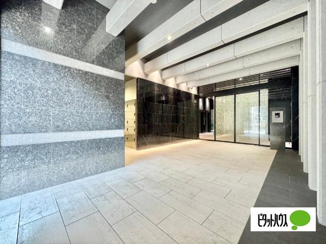 S-RESIDENCE江坂Eminence エントランス
